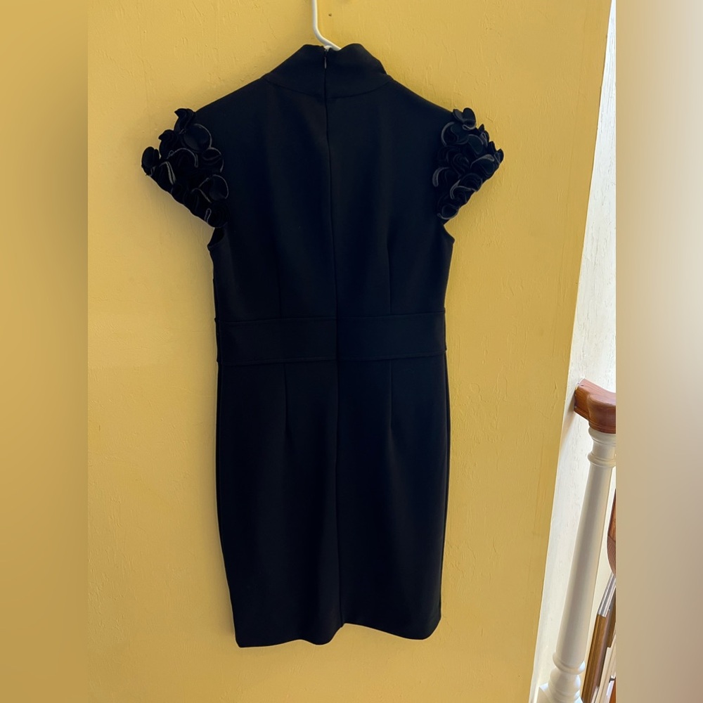 Adrienne Vittadini Solid Black Rosette Sleeves Mi… - image 6